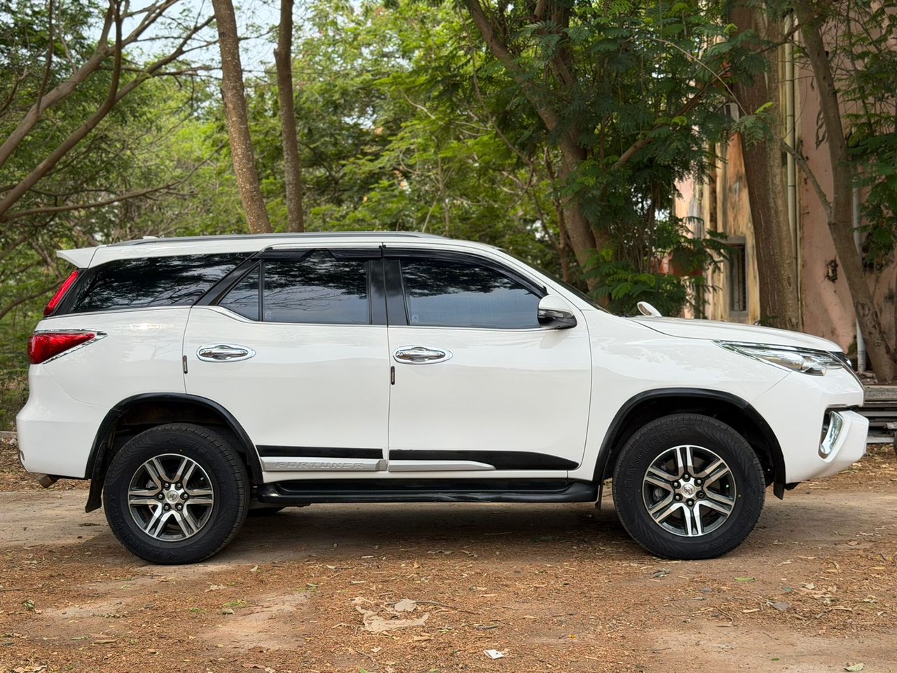 2018 Toyota Fortuner 4×2, photo 7