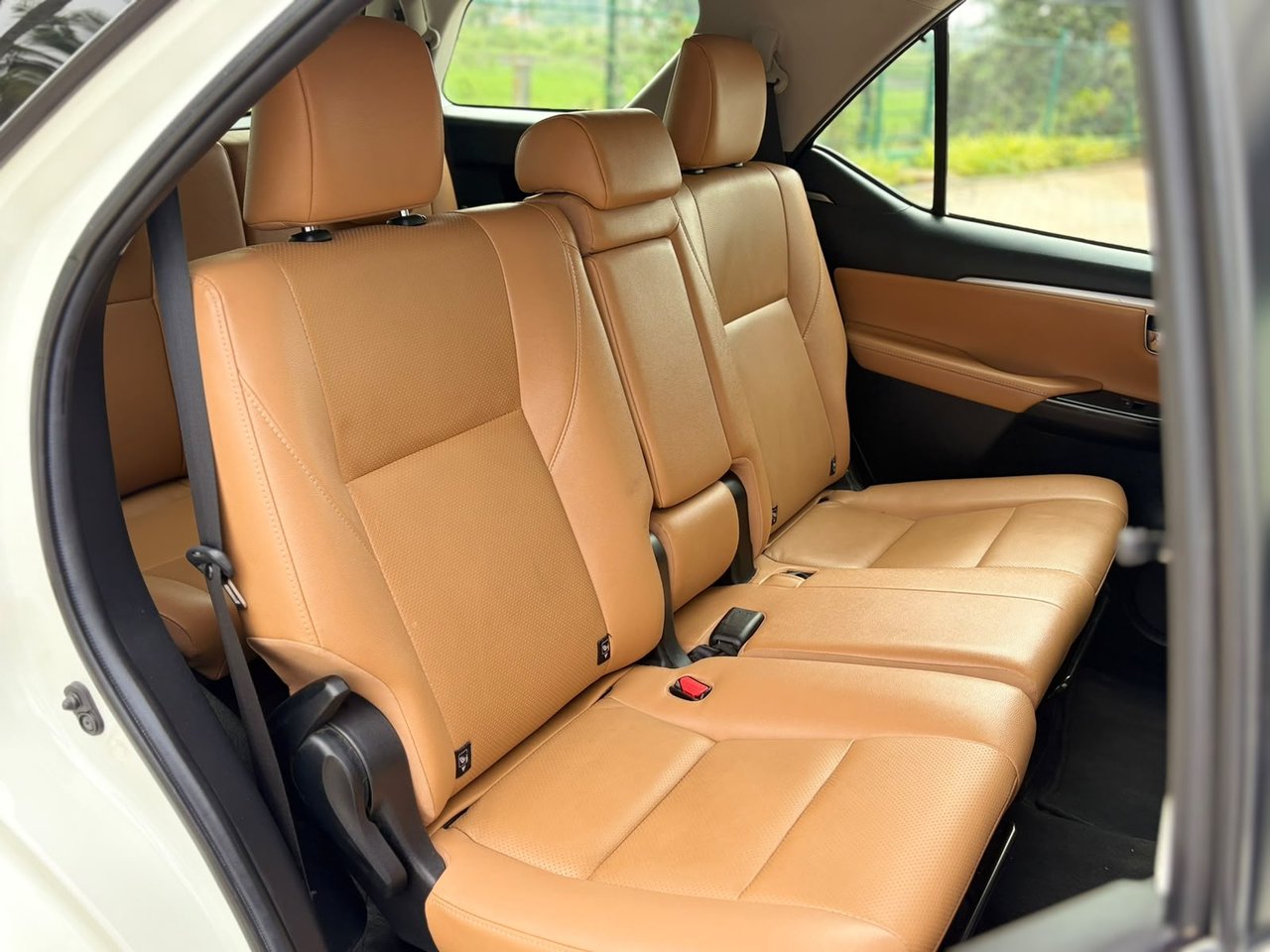 2021 Toyota Fortuner 4X4, photo 14