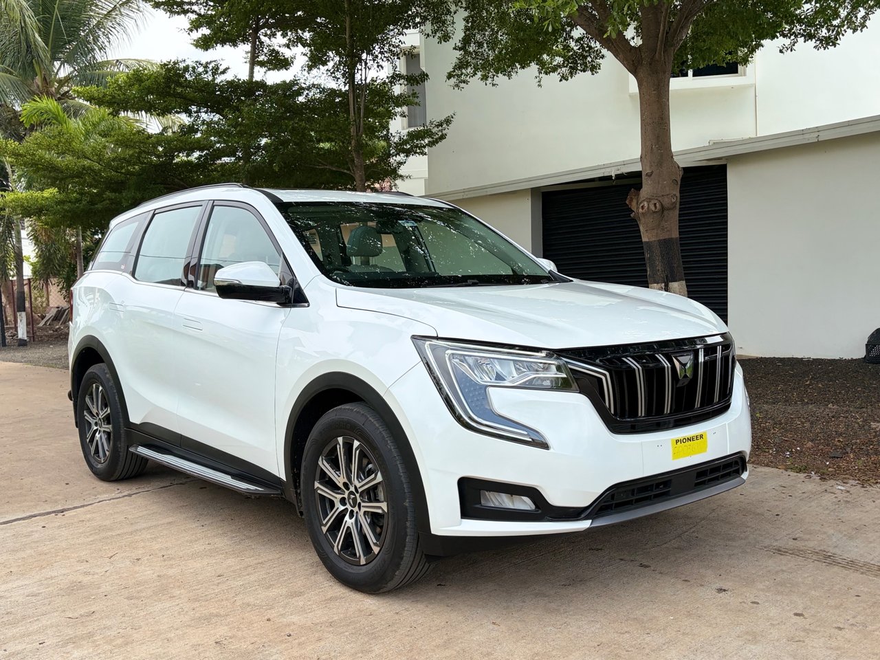 2024 Mahindra Xuv700 AX7 AUTOMATIC, photo 7