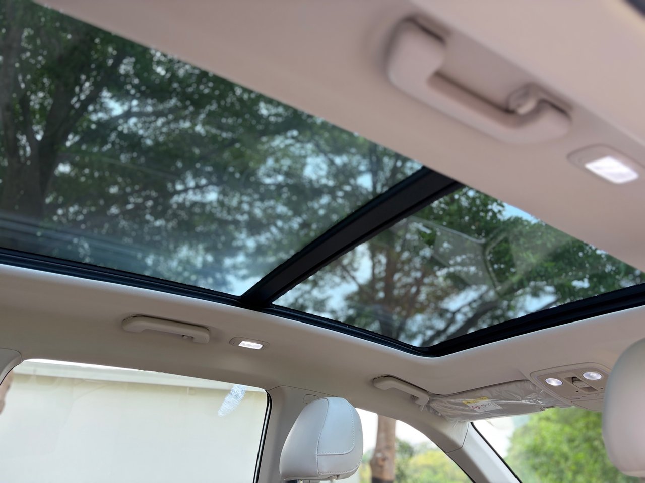 2024 Mahindra Xuv700 AX7 AUTOMATIC, photo 12