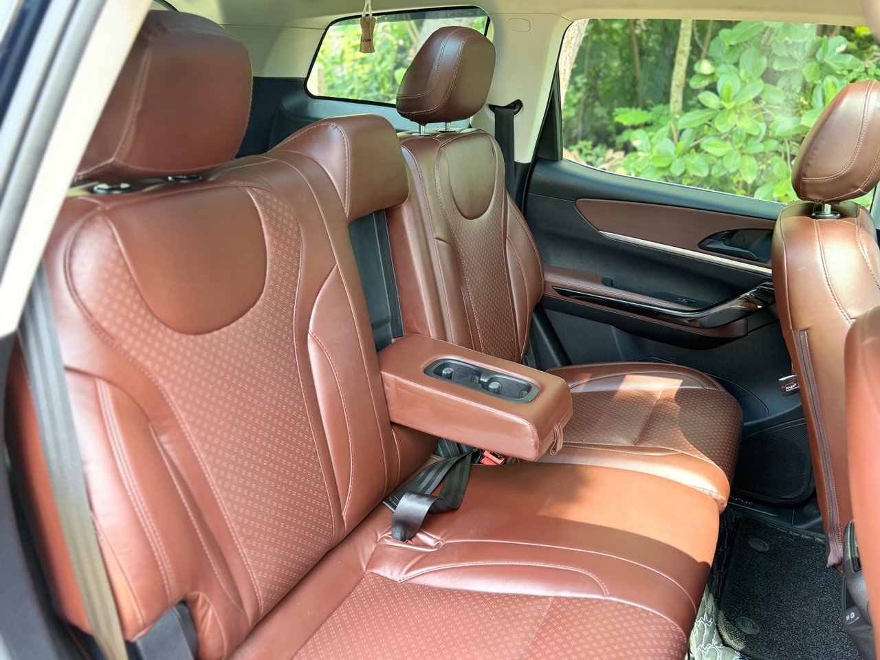 2024 Mahindra Xuv700 AX5, photo 10
