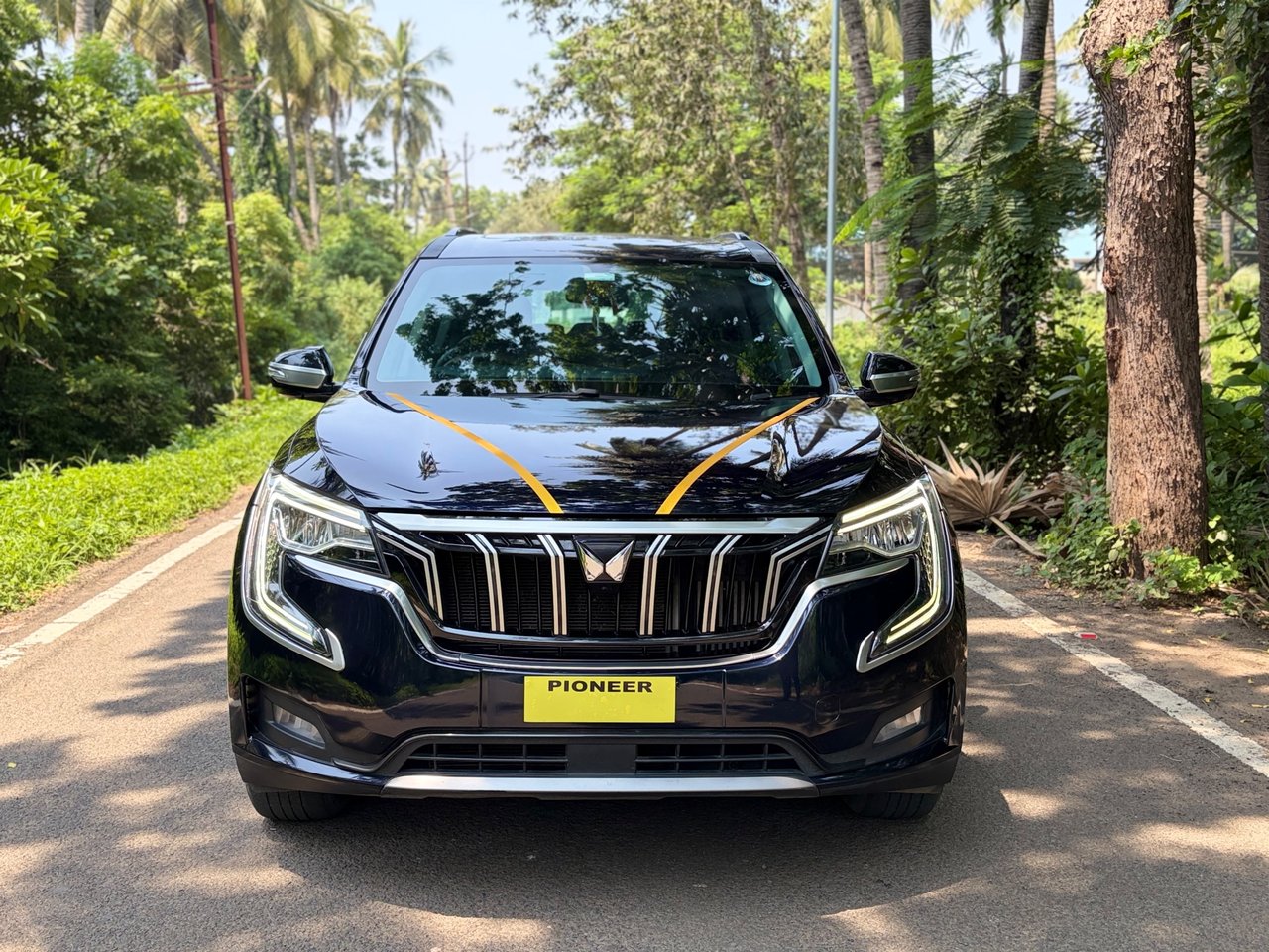2024 Mahindra Xuv700 AX5, photo 2
