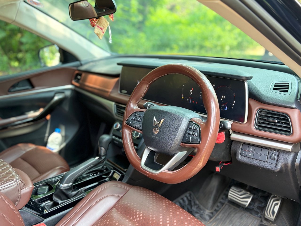 2024 Mahindra Xuv700 AX5, photo 8