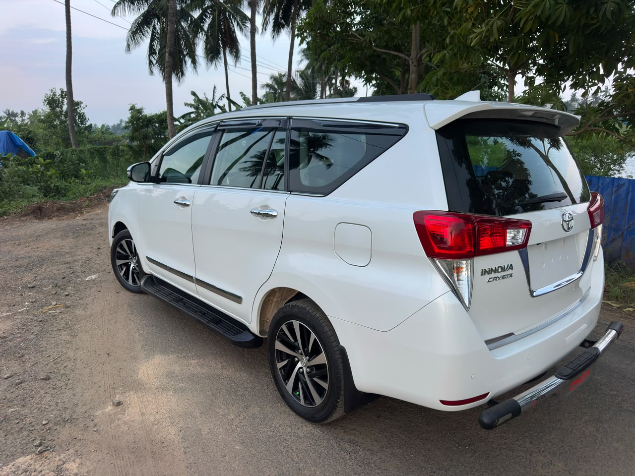 2024 Toyota Innova Crysta 2.4 Z, photo 2