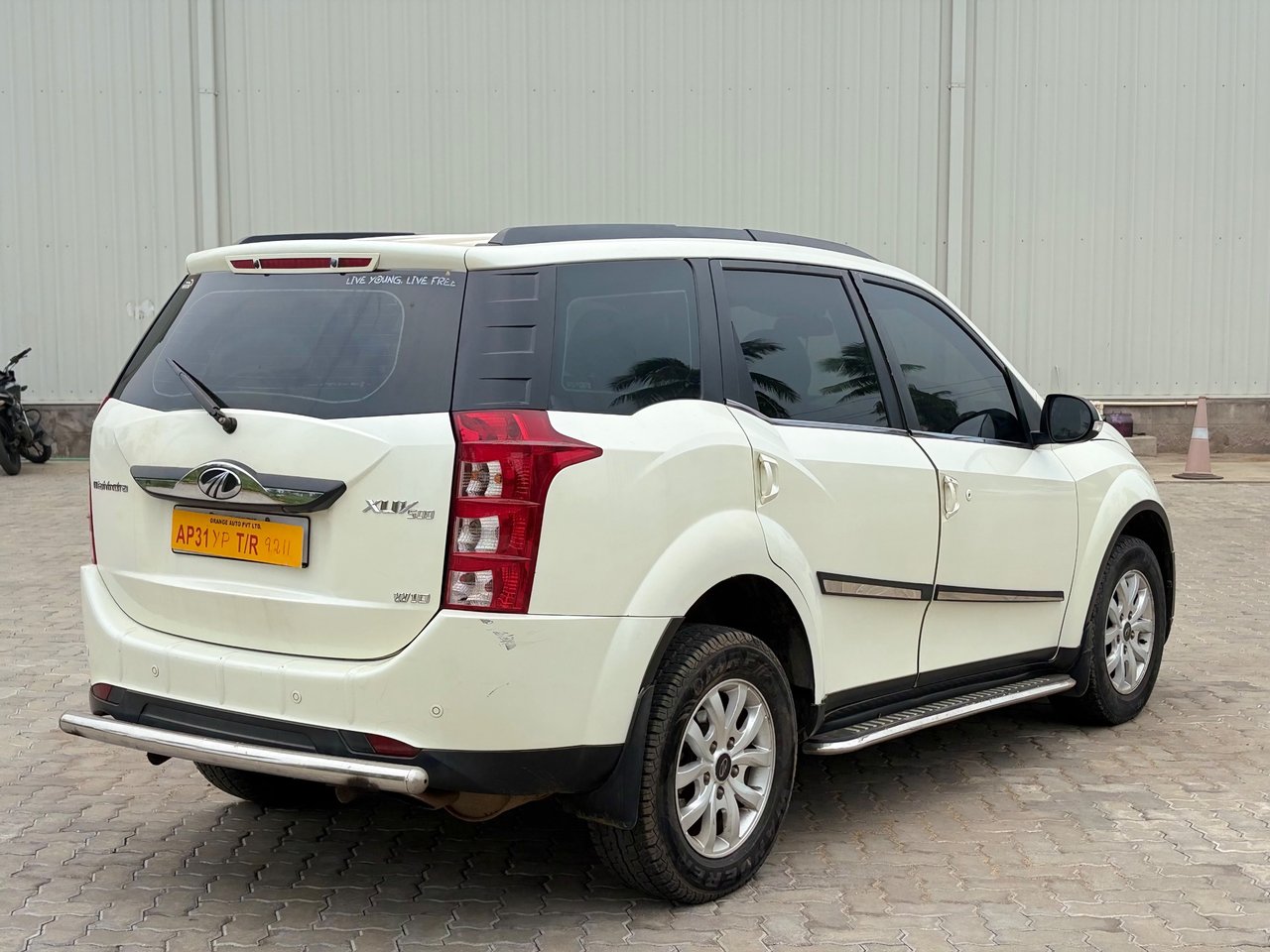 2017 Mahindra Xuv500 W10, photo 4