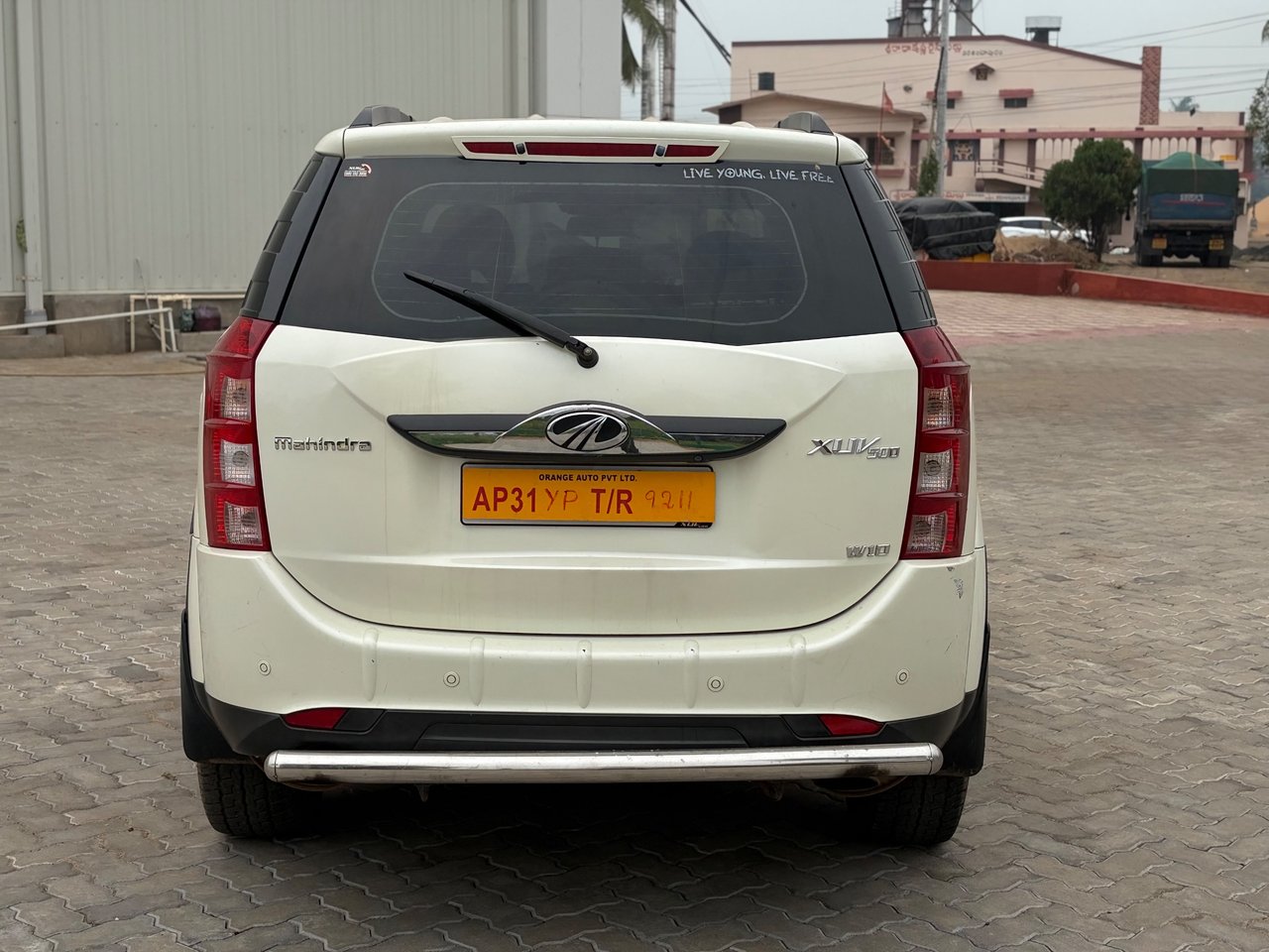 2017 Mahindra Xuv500 W10, photo 5