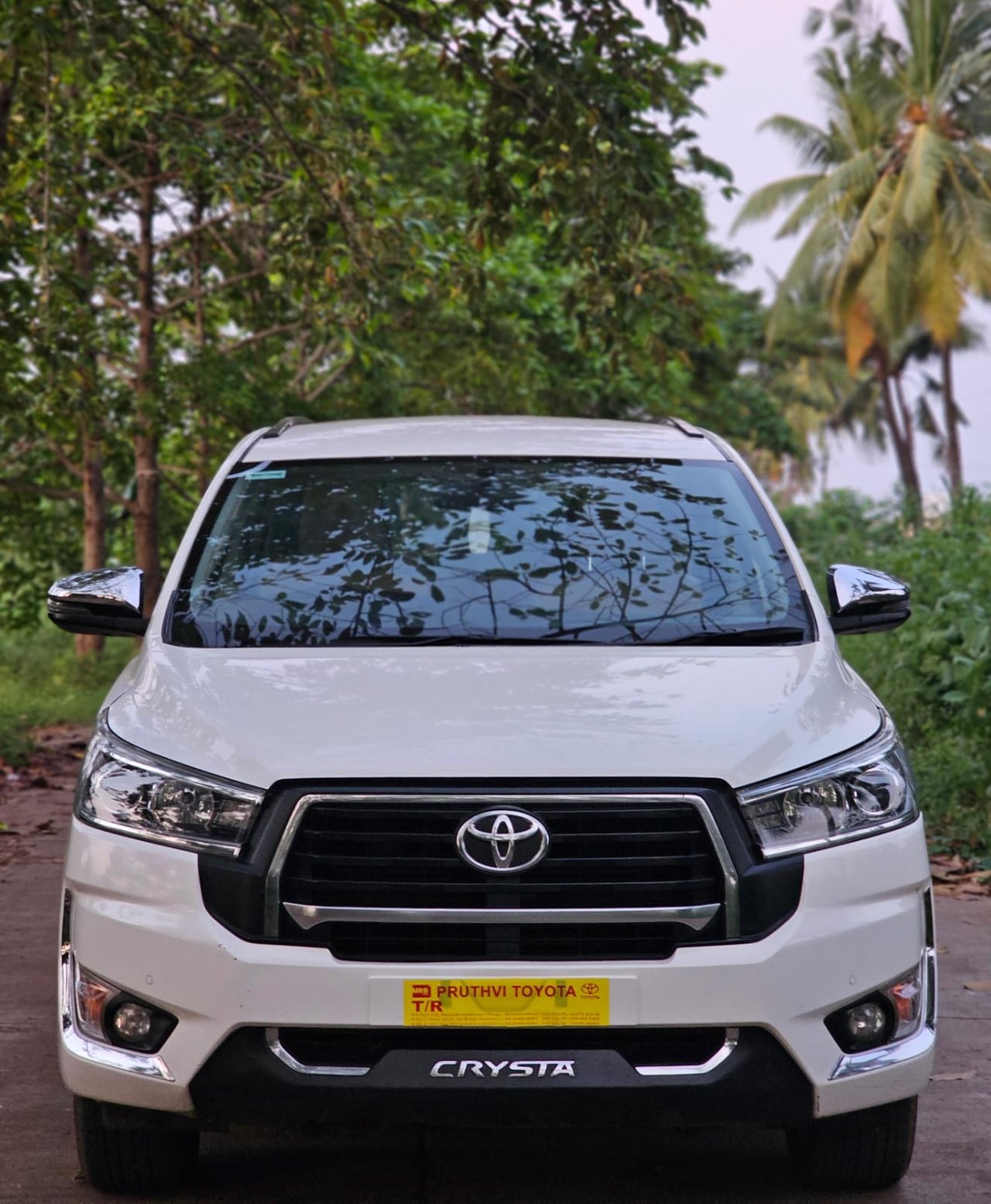2023 Toyota Innova Crysta 2.4 Z, photo 2