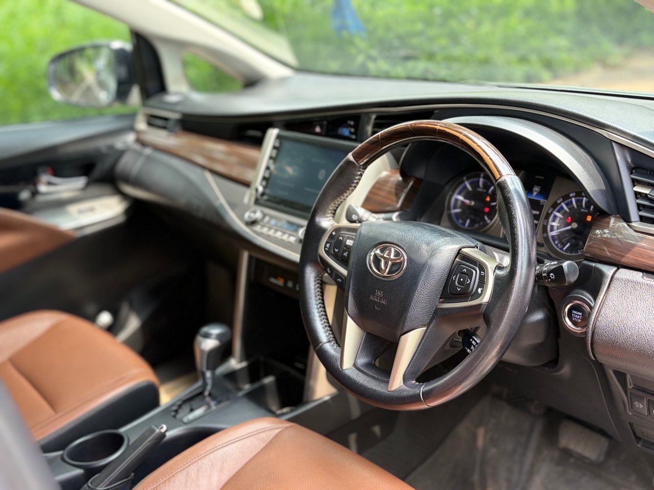 2021 Toyota Innova Crysta 2.4 Z AUTOMATIC, photo 4