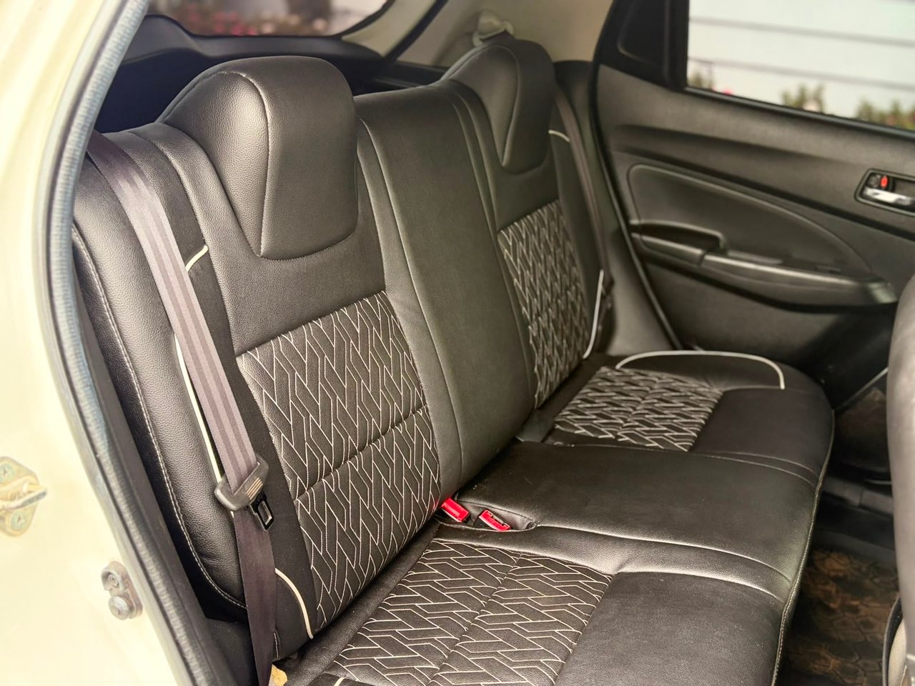 2021 Maruti Suzuki Swift VXI, photo 9