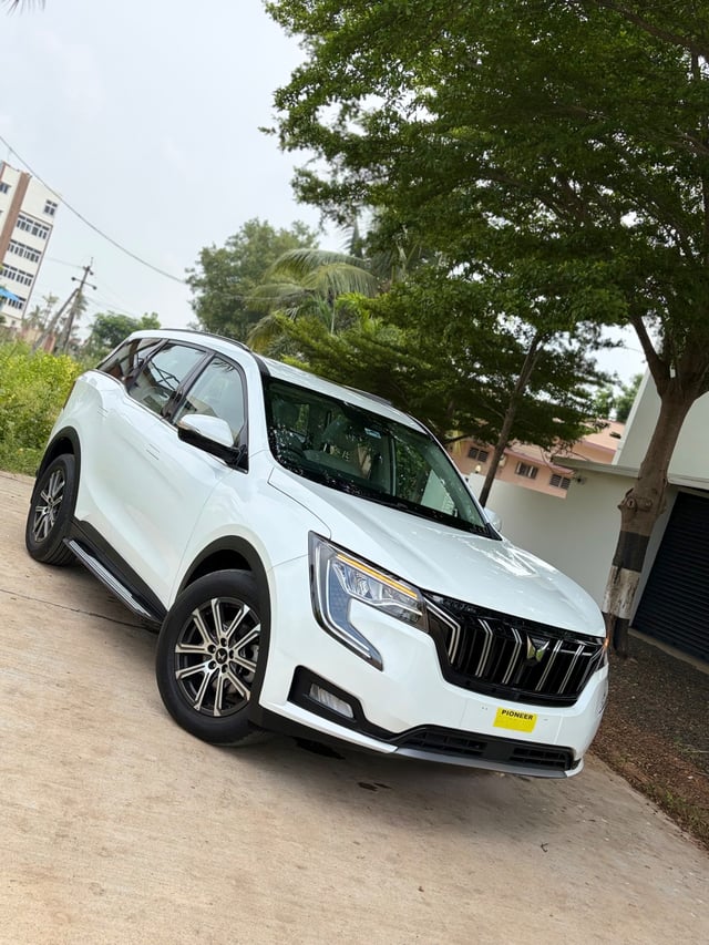 2024 Mahindra Xuv700