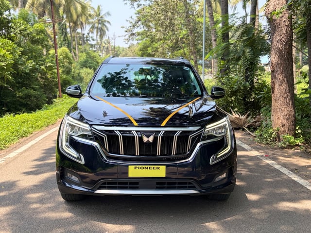 2024 Mahindra Xuv700