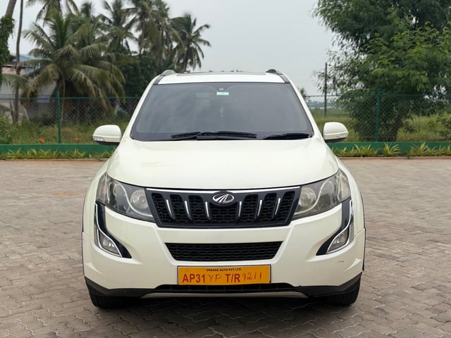 2017 Mahindra Xuv500