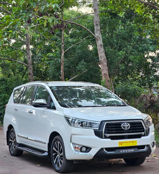 2023 Toyota Innova Crysta